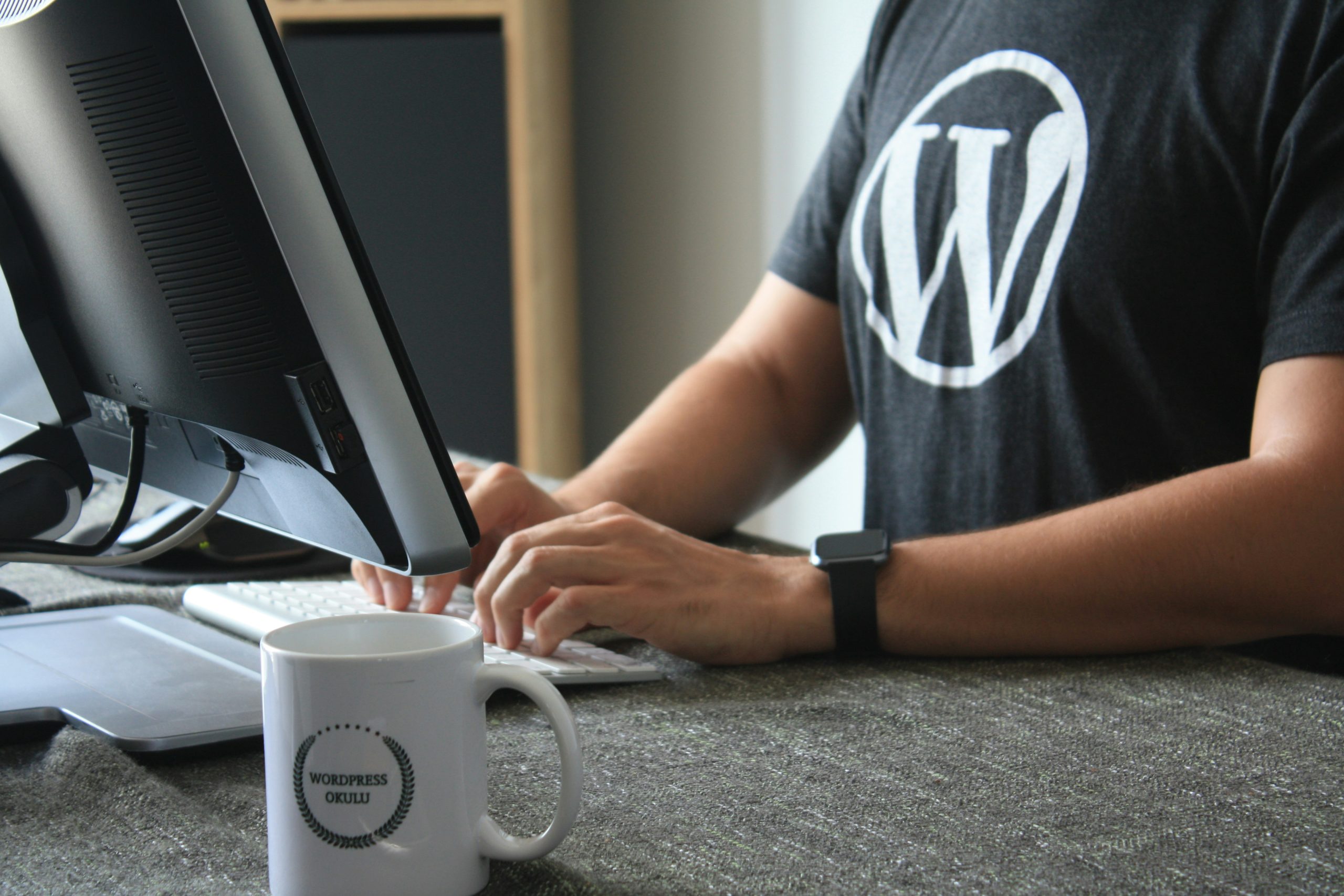 How To Start A Blog In 2025 (Beginners Guide)